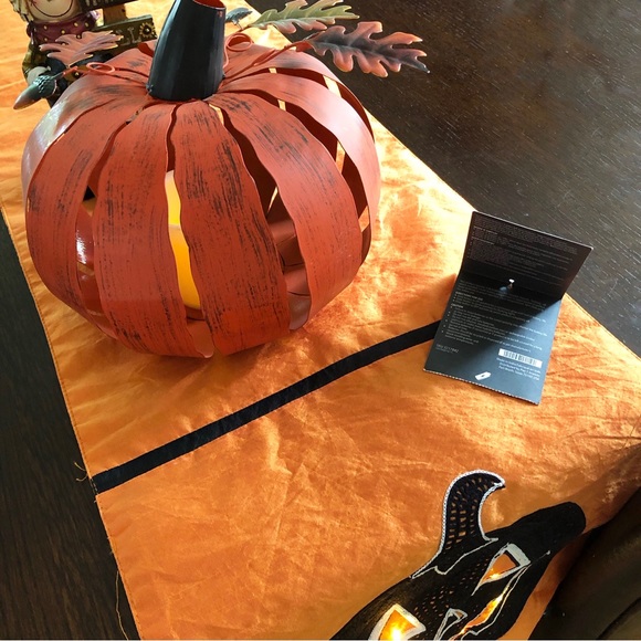 Jack-O-Lantern Light Up table Runner Size: 13”X 72”. Pier 1 - Picture 5 of 6